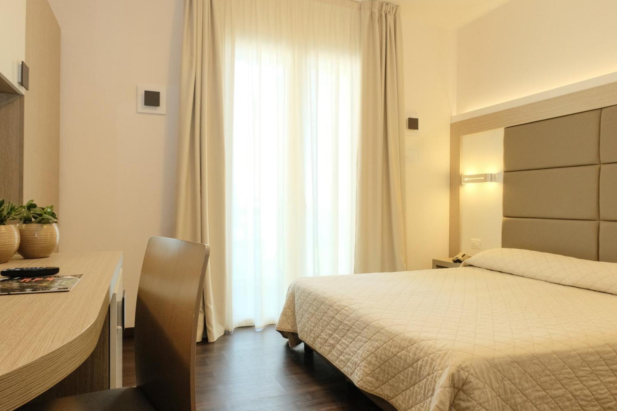 Hotel Orizzonte 리도 디 예솔로 객실 사진